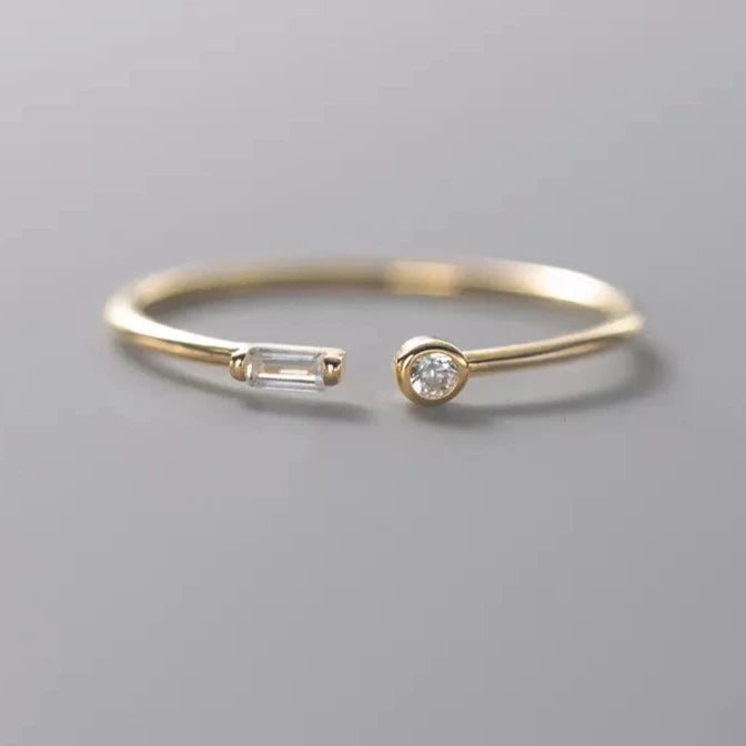 Minimalist Clear Rings